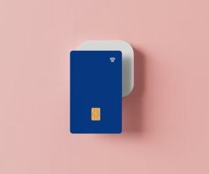 Investments allow you to grow your wealth over time by putting your money to work in assets such as stocks, bonds, funds, real estate and more, but they always involve risk, including market volatility, potential loss of capital and inflation eroding returns; the key is to invest with a clear strategy, proper diversification and only with capital that does not compromise your financial stability.